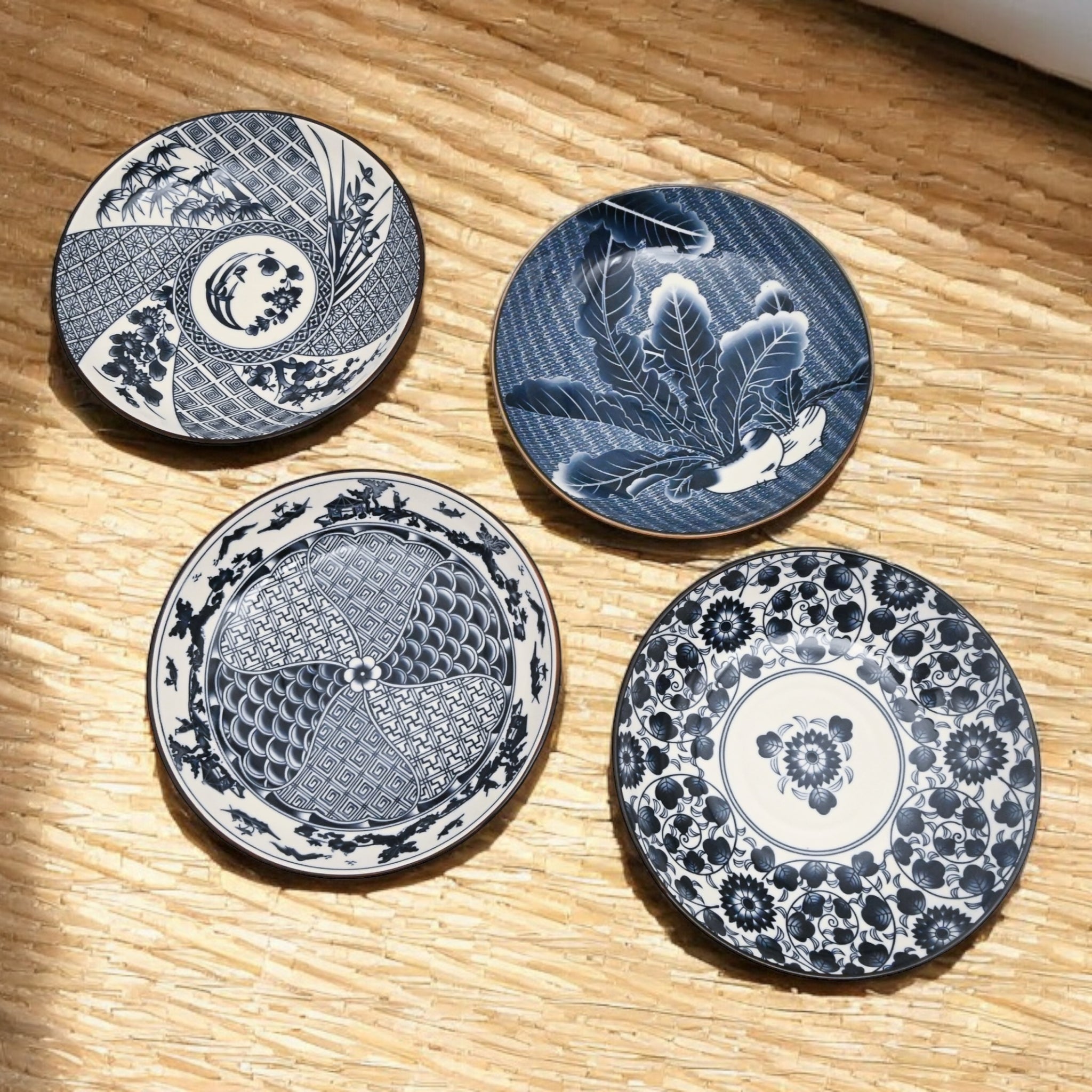 Box of 4 Japanese Style Ceramic Plates | Traditional Dinnerware